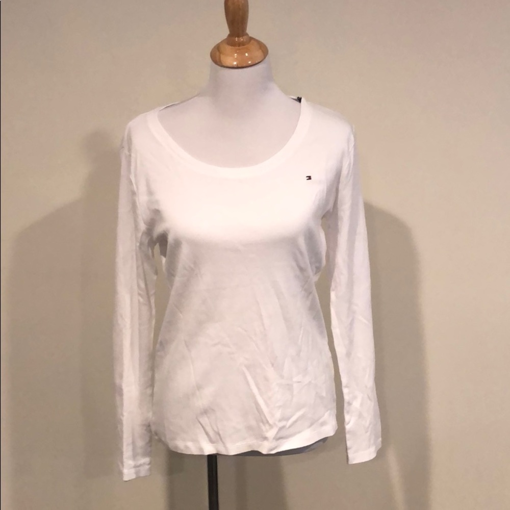 Tommy Hilfiger Tee NWT!